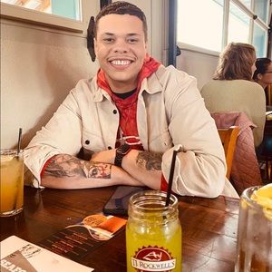 Meet your Posher, Shane